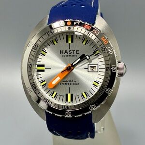 Haste Automatic Dive Watch with Blue Rubber Strap.